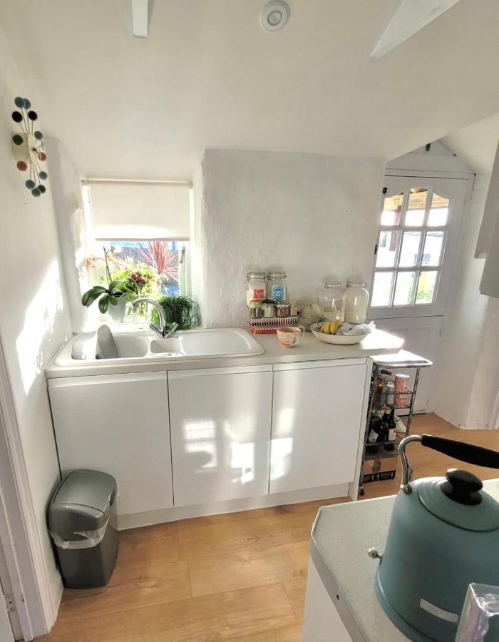 Idyllic Cornish Cottage, Superking Bed, Private Garden Dogs Welcome ทรูโร ภายนอก รูปภาพ